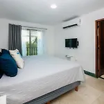 Cascadas, Charming Home Great Location With Pool & Garden