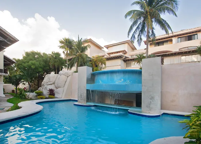 Cascadas, Charming Home Great Location With Pool & Garden