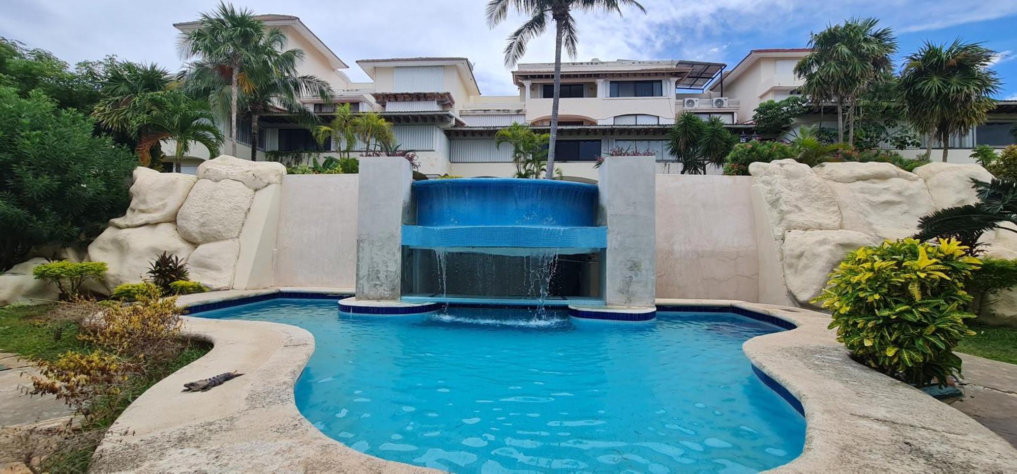 Cascadas, Charming Great Location With Pool & Garden Apartment