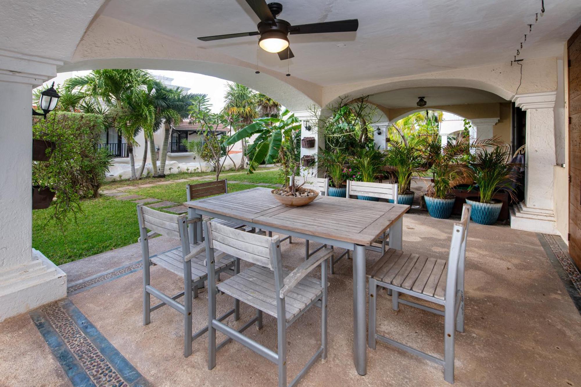 Cascadas, Charming Great Location With Pool & Garden